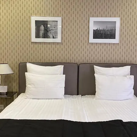 Otel Street - Maestro Odessa