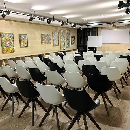 Otel Street - Maestro