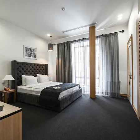 Street - Maestro Hotel Odesa