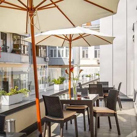 Street - Maestro Otel Odessa