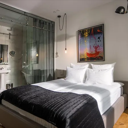 Street - Maestro Hotel Odesa