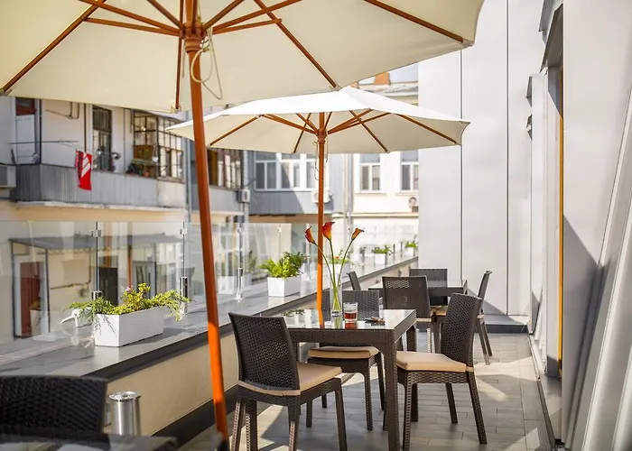 Street - Maestro Otel Odessa