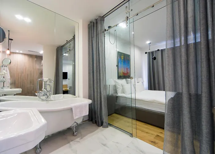 Street - Maestro Otel 4*