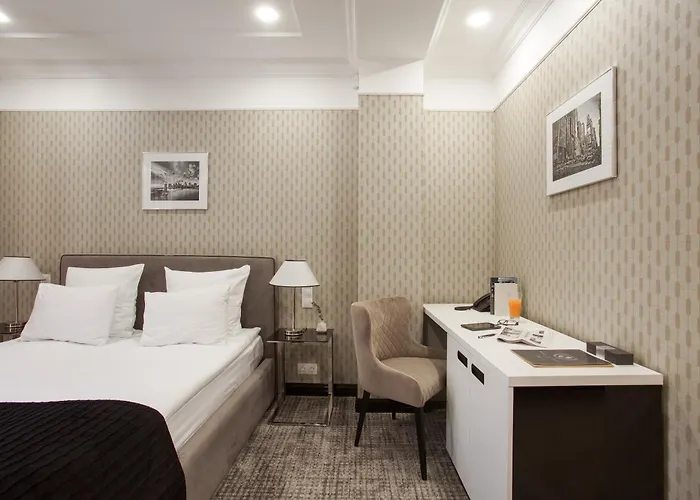 Street - Maestro Odessa