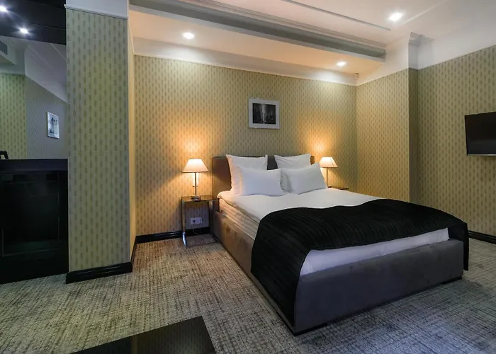 Otel Street - Maestro 4*