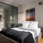 Street - Maestro Hotel Odesa