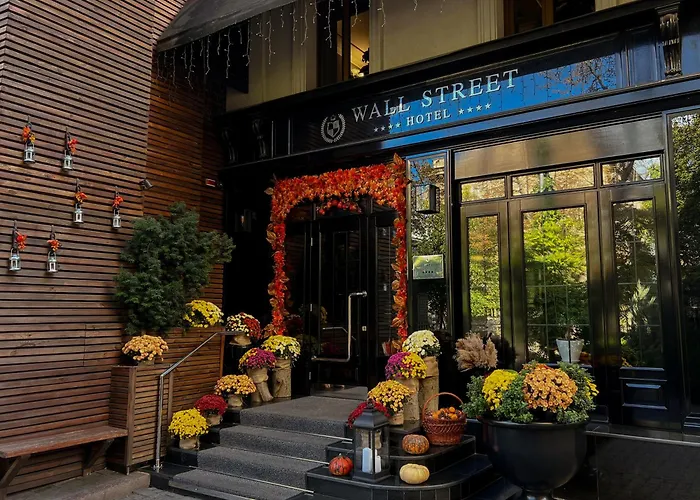 Hotel Street - Maestro 4*