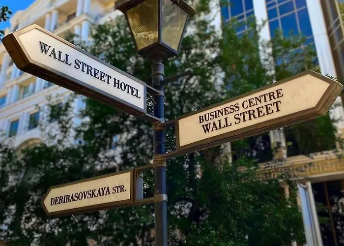 Street - Maestro Hotel Odesa