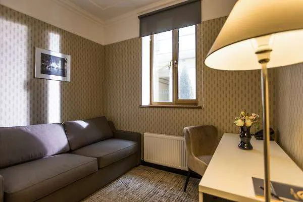 Hotel Street - Maestro 4*