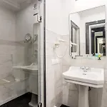 Hotel Street - Maestro 4*