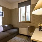 Hotel Street - Maestro 4*